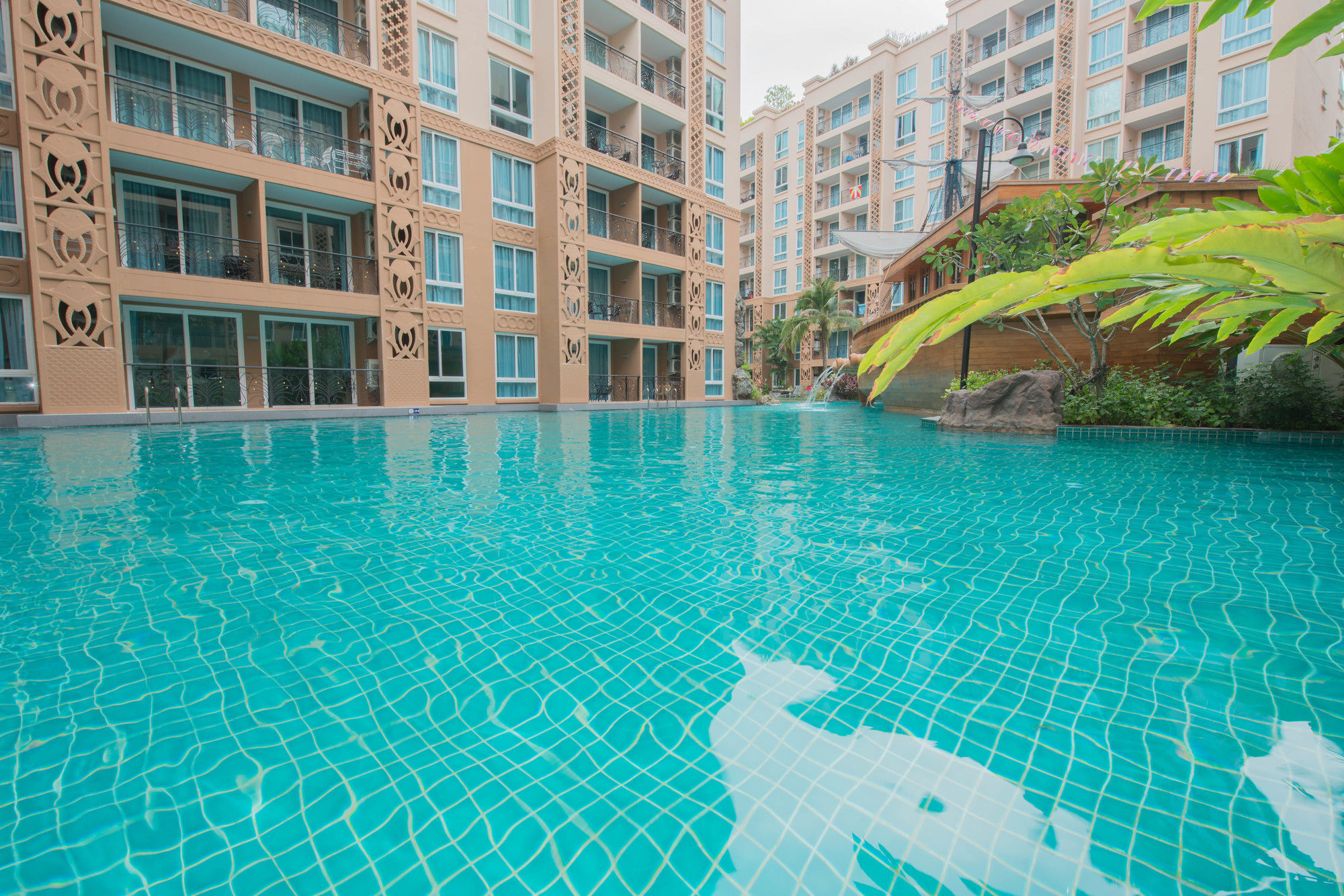 Atlantis Pattaya High Service Jomtien Beach Eksteriør billede