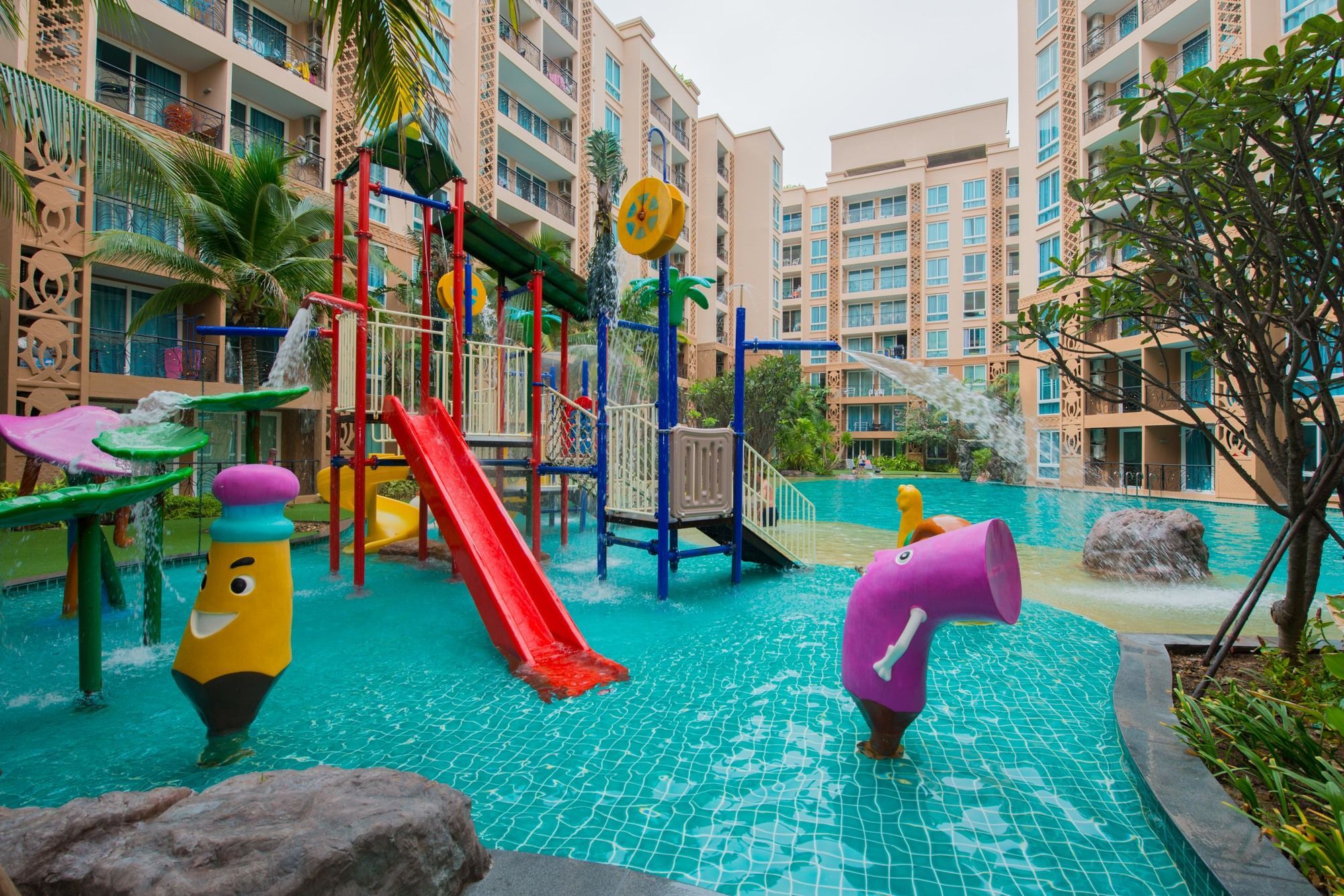 Atlantis Pattaya High Service Jomtien Beach Eksteriør billede