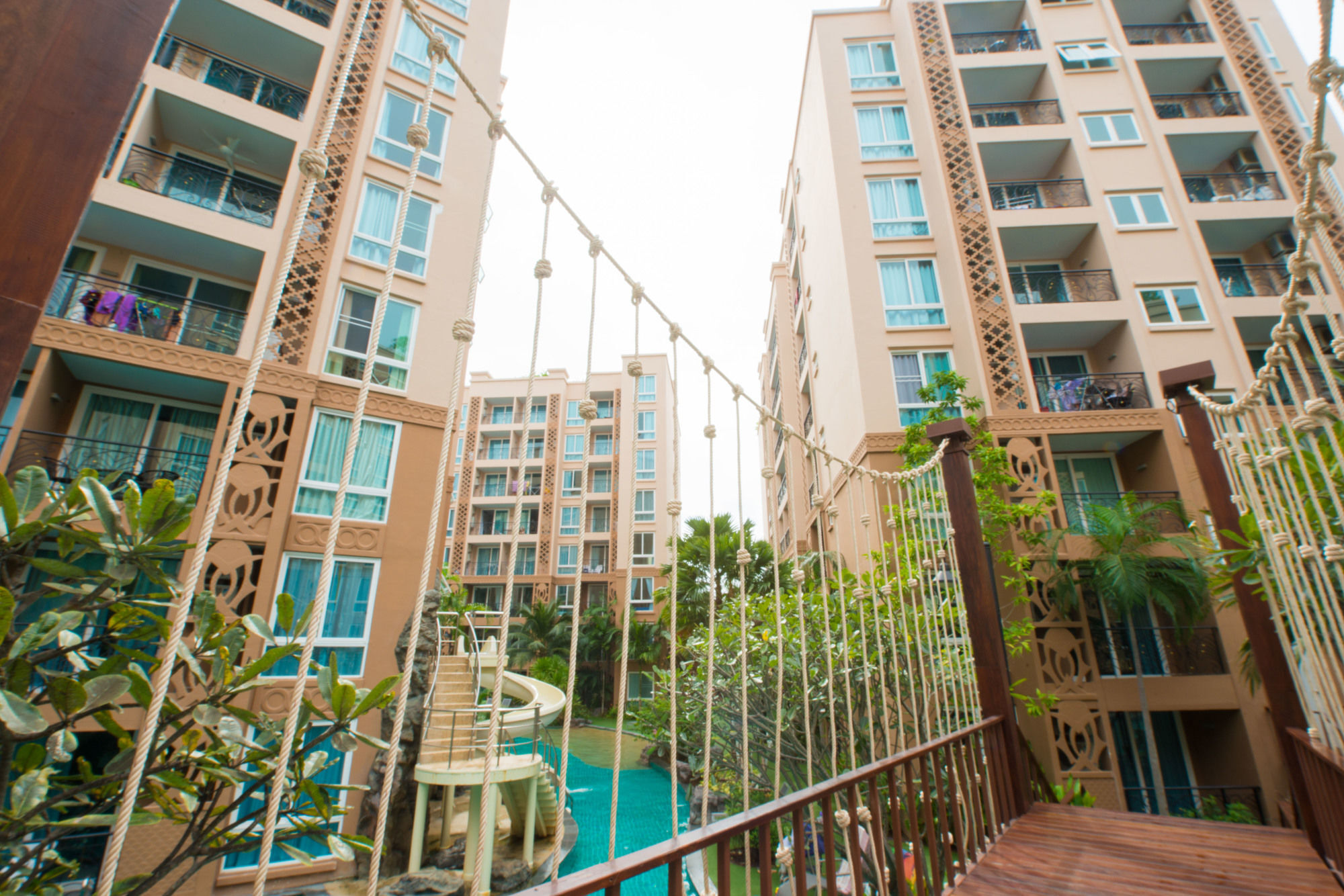 Atlantis Pattaya High Service Jomtien Beach Eksteriør billede